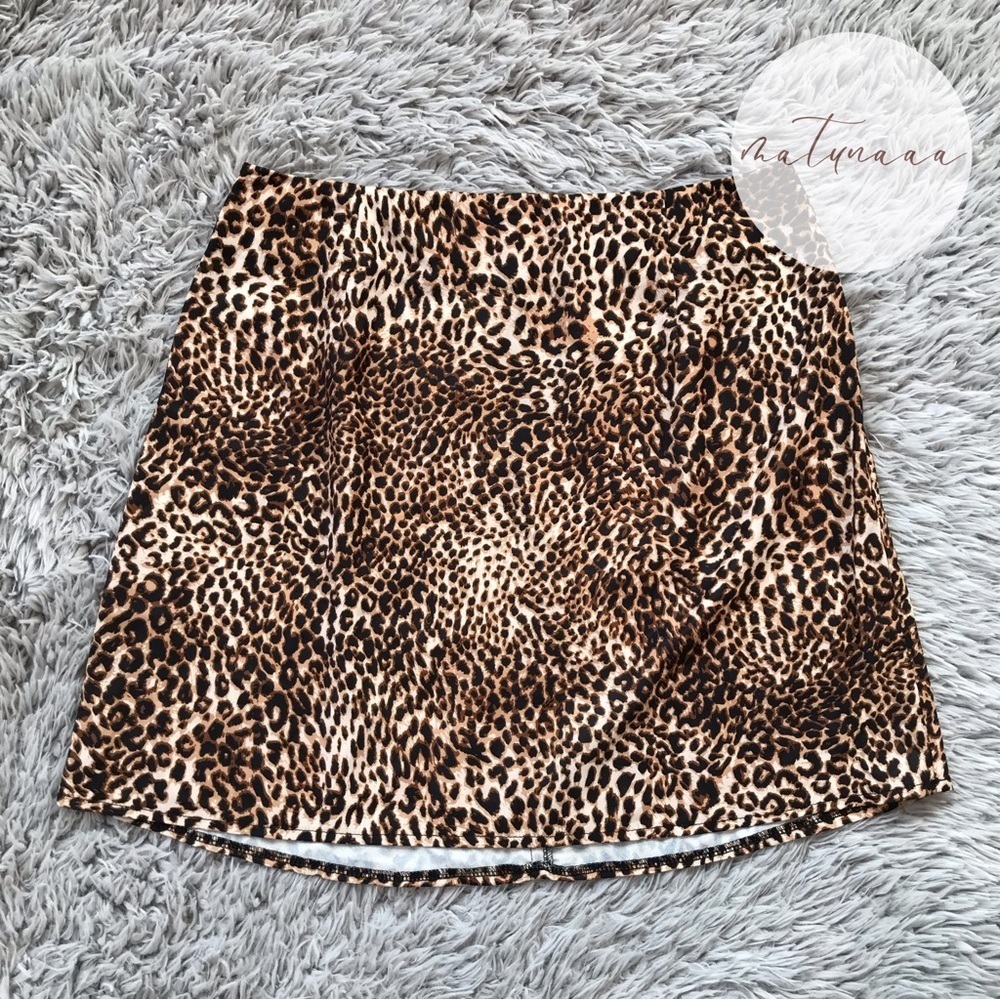 Princess Polly Selby Mini Skirt in Leopard 10